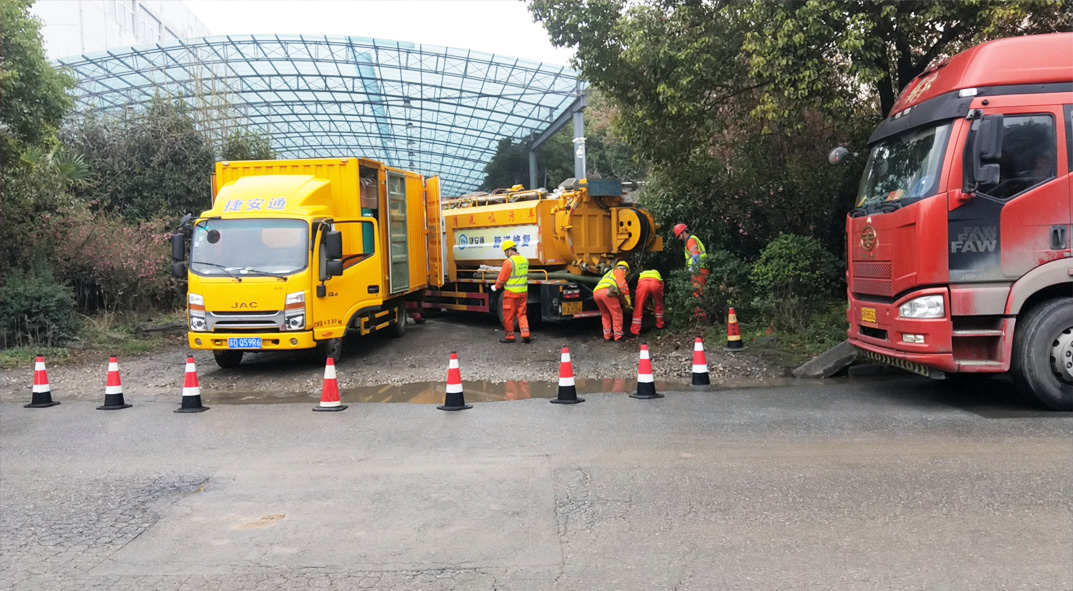 牙克石成区雨污水管网“四位一体”检测疏通项目